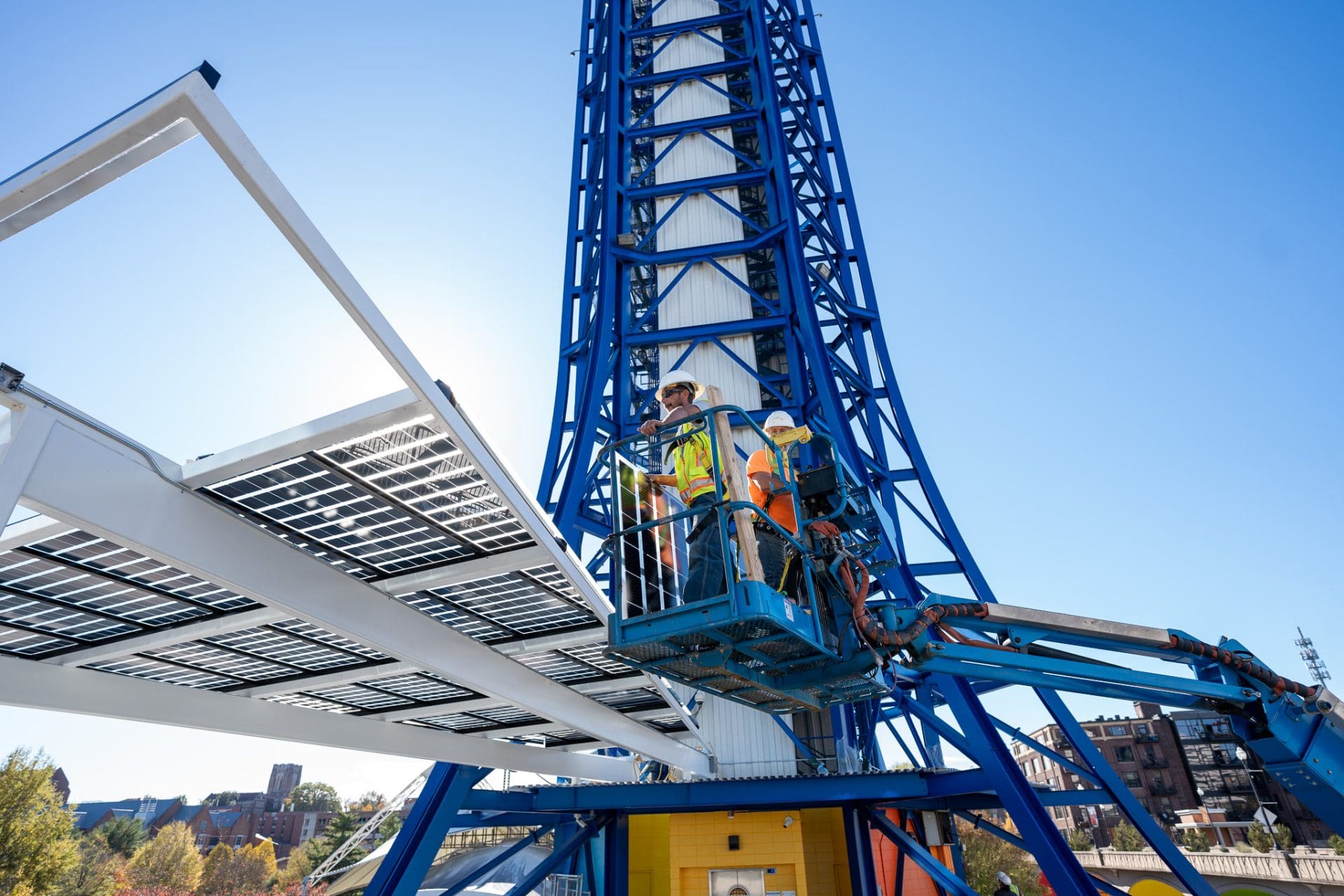 Featured image for “Chroma Energy Group Powers Historic Sunsphere with Solar Installation”